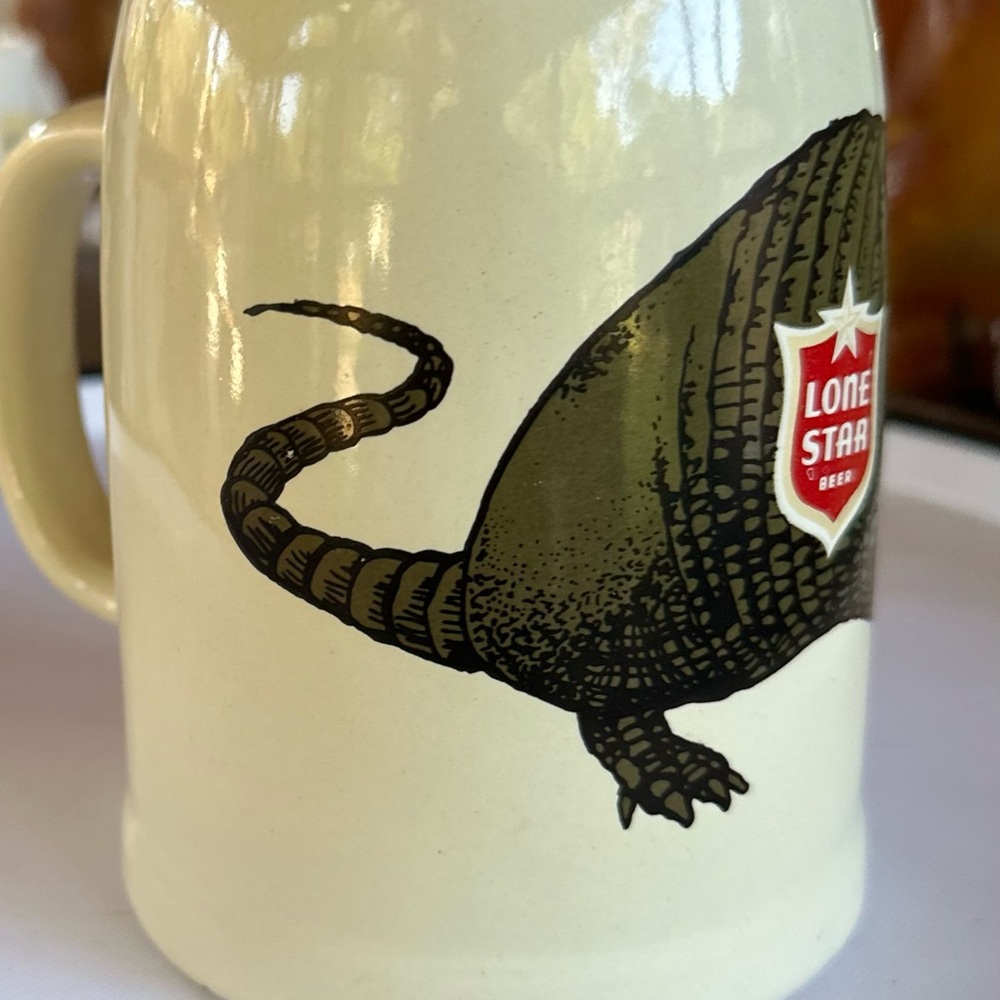 Lone Star Armadillo heavy beer mug. In  excellent. One black mark, not a chip